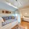 Smallwood Cute Highlands Home with Screened Porch!