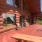Cariboo Log Guest House