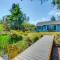 Canal Cottage Retreat with Dock and Waterfront Views - 洋滨市