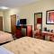 Quality Inn & Suites Wisconsin Dells Downtown - Waterparks Area - Wisconsin Dells