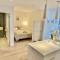 NEW Top Floor L70 CBD Luxury Apt