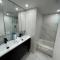 4 RM on Beach SoBeSuites by AmericanVacationLiving