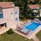 Julijud, villa with heated pool, jacuzzi and sauna - Brajkovići