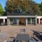 Stylish two bedroom terrace with garden