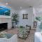 Expansive Luxury Palm Beach Villa - Sleeps 12 - West Palm Beach