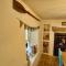 Knocker Cottage is a 3 bedroom made up of 1 double bedroom and 2 small double bedrooms in small village 10 min to beaches - Camborne