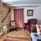 Knocker Cottage is a 3 bedroom made up of 1 double bedroom and 2 small double bedrooms in small village 10 min to beaches - Camborne