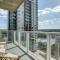 2 BR Lux Panoramic View - Rainey - Austin