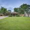 Jefferson Vacation Rental with Golf Cart!