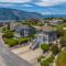 Beaches and Breezes on Wapato - 4 Bed 4 Bath Vacation home in Wapato Point