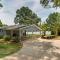 Island Point Cottage on Lake Norman with Porch! - Mooresville