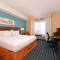 Fairfield Inn and Suites by Marriott Dayton Troy