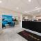 Red Roof PLUS & Suites Virginia Beach - Seaside