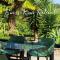 Swiss-Kiwi Cottage and Retreat, B&B