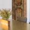 iFlat Margutta Colors on Canvas Apartment