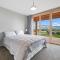 Vino and Views - Bannockburn Holiday Home - Cromwell