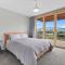 Vino and Views - Bannockburn Holiday Home - Cromwell