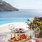 Etesians Suites & Villas - Super Paradise Beach