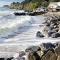 Centrally located "Spring Cottage" Perfect Ventnor Holiday Home