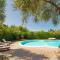 Dimora Patrizia With Pool - Happy Rentals