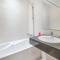 BEST 2 Bedroom Apartment Beach Front (Sea View)