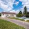 Property with heated pool near Deauville - Saint-Étienne-la-Thillaye