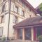Family room by Interlaken Parking