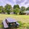 Cozy Hikers Hideaway Steps From Creeper Trail!