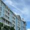 Grand Florida BeachFront Resort NaJomtien Pattaya
