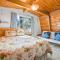 A Beary Happy Cabin - Charming gambrel style home within minutes of the Lake and The Village - Big Bear Lake