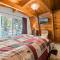A Beary Happy Cabin - Charming gambrel style home within minutes of the Lake and The Village - Big Bear Lake