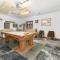Abe's Cool Cabin - Nice luxury home with a game room, hot tub, and pool table - بيغ بير لاكي