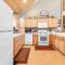 Abes Cool Cabin - Nice luxury home with a game room, hot tub, and pool table
