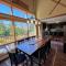 New Property! Updated 3 bed 3 bath condo with mountain ski slope views in Bretton Woods - بريتون وودز
