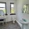 Large 2 bed near Glasgow Airport