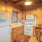 Sauer Suite - Cozy, rustic cabin walking distance to Holloway's Marina with peek-a-boo lake views! - بيغ بير لاكي