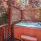 Sunset Haven - Charming property nestled among the pines, complete with hot tub! - Big Bear Lake