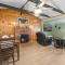 Bear Paw Cabin - Cozy and quaint, the perfect mountain getaway!