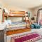 Ponderosa Hill Cabin - Perfect cozy escape! Located in a prime area for a family getaway!