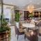 Diamond Luxury Hotel