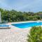 Countryside villa with pool - San Sperate