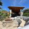 Varias Art House