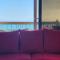 Midpoint Sea View - families only
