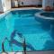 Versailles by Vieras Hotel