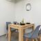 Amore 2-BR Apt By Finikoudes