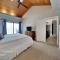 Shipwatch Surf & Yacht #802A