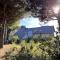 Villa en bord de mer 6 personnes, à côte du Château des Tourelles, piscine deau de mer