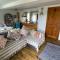 Wheelhouse - Grinkle Bell Cottage