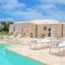 Trullo Delori with infinity Pool