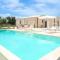 Trullo Delori with infinity Pool